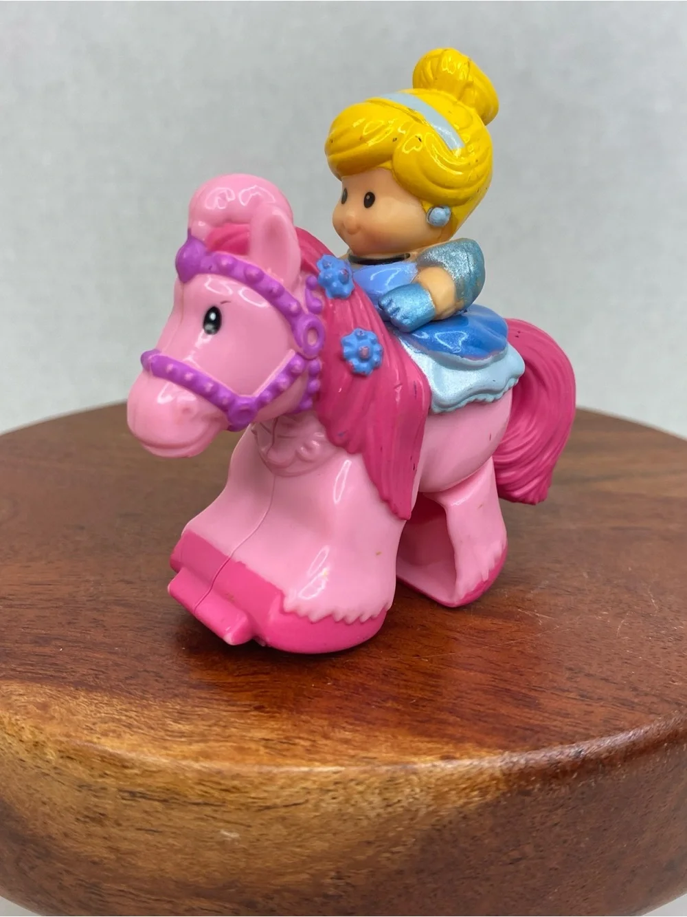 Fisher Price Little People Disney Cinderella Pink Klip Klop RARE
